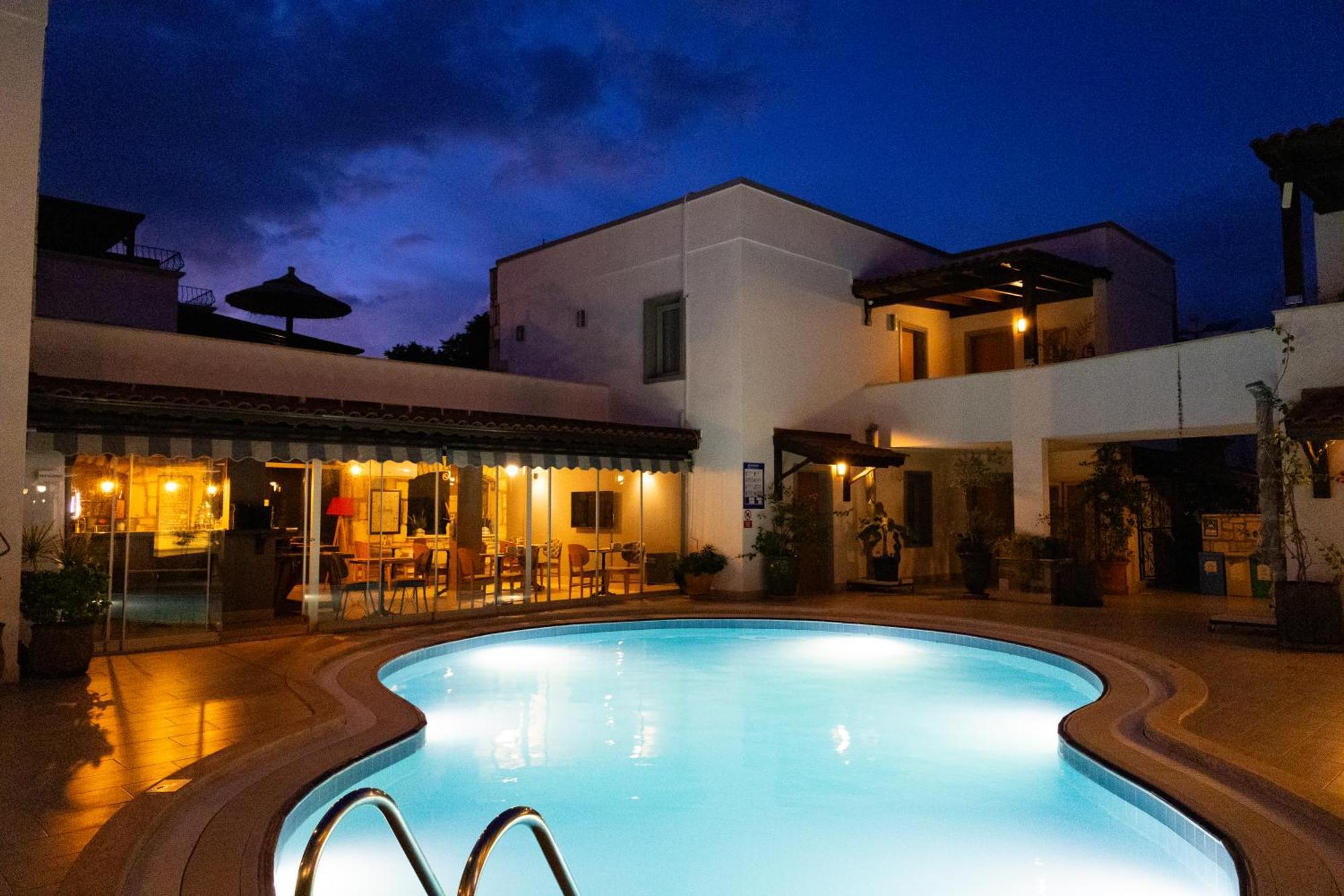 Hotel Pier Bodrum Marina Exterior foto